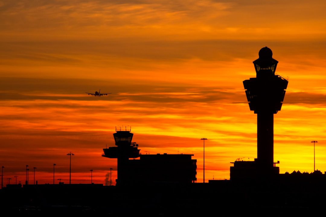 アムステルダムのスキポール空港と市内へのアクセス方法 - HowTravel