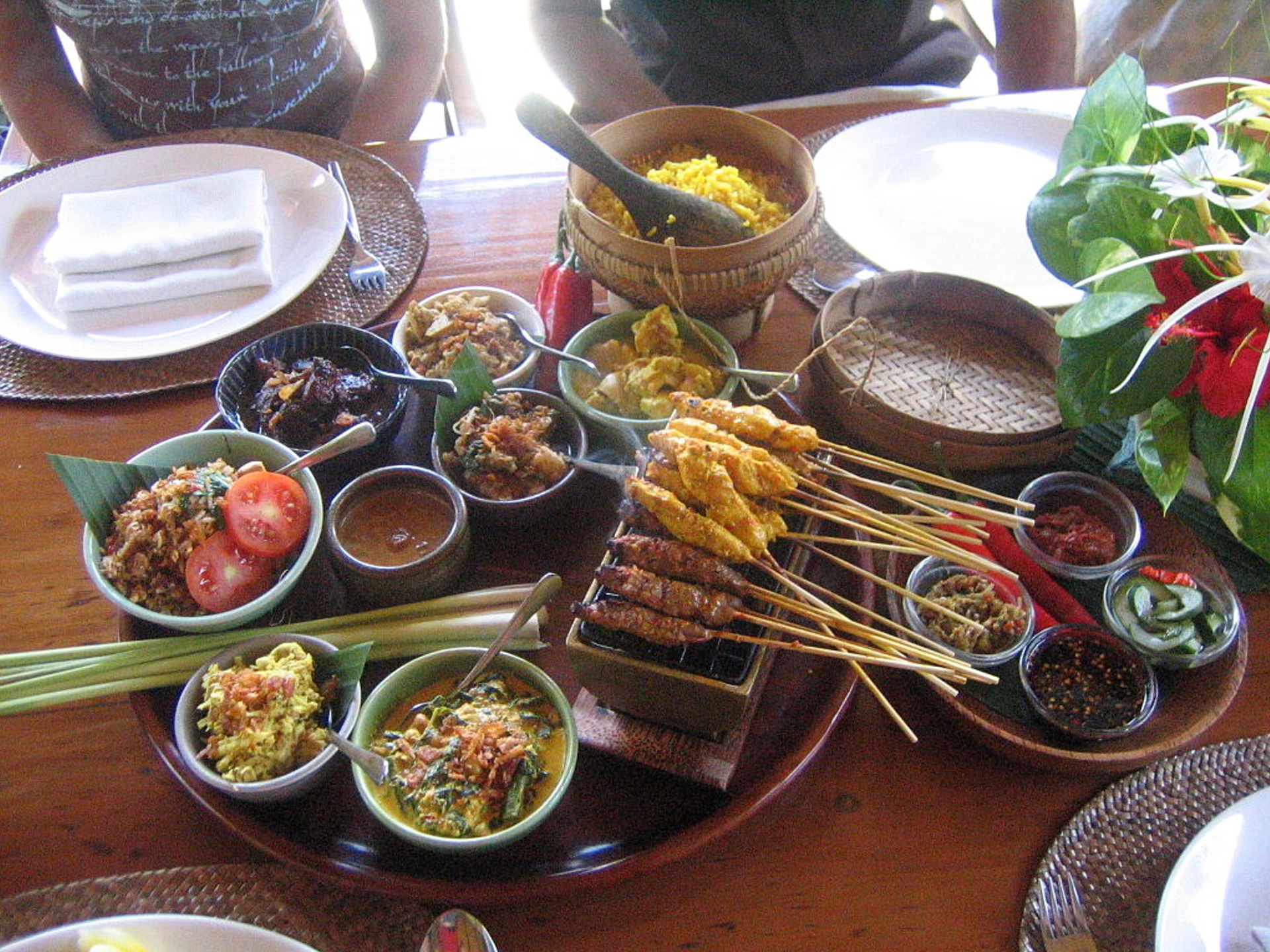 バリで食べられるインドネシアの名物料理5選!お勧めグルメ旅 - HowTravel
